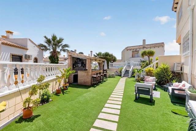 4 chambre Villa/Maison à vendre à Lomas de Cabo Roig - Los Dolses, Orihuela avec piscine - 795 000 € (Ref: 9866001)