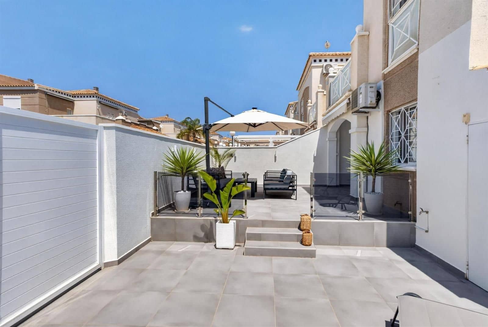 2 quarto Moradia para venda em Aguas Nuevas com piscina - 219 000 € (Ref: 9866002)