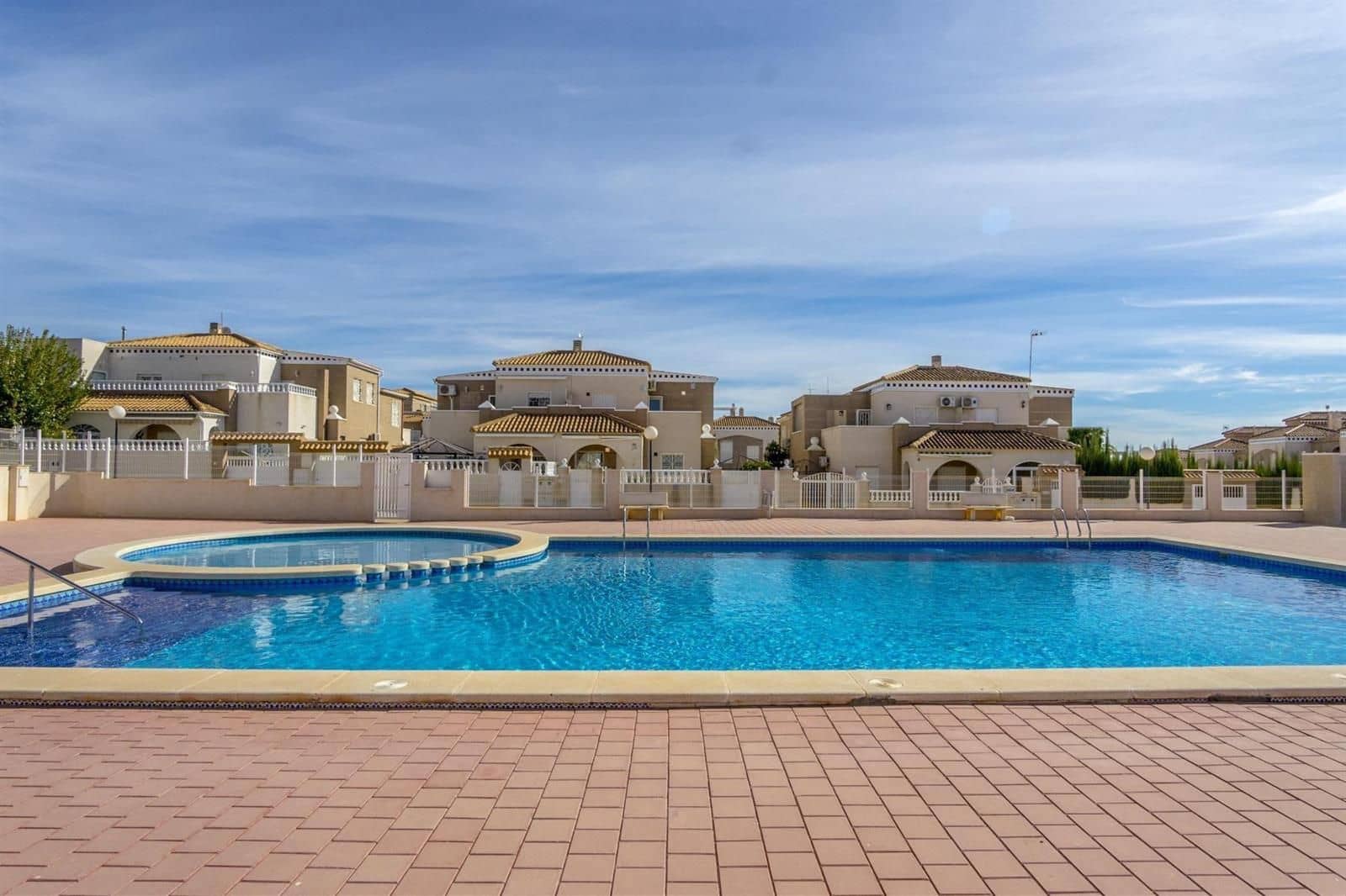 2 quarto Moradia para venda em Aguas Nuevas com piscina - 219 000 € (Ref: 9866002)