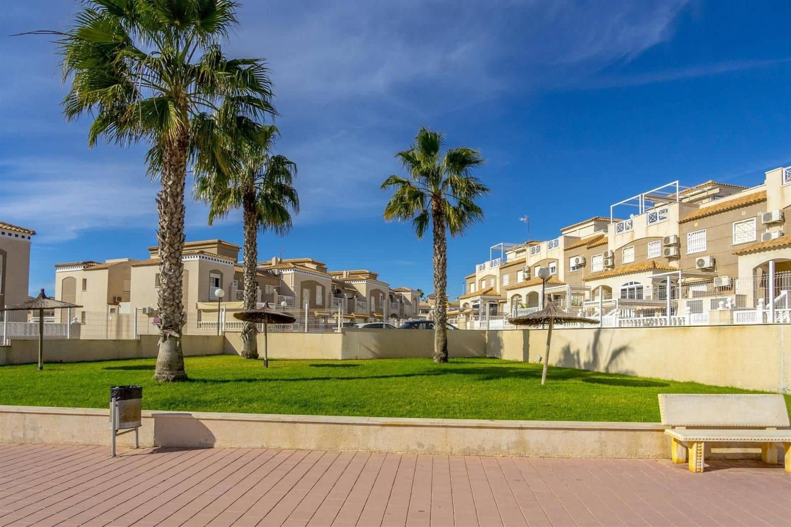 2 quarto Moradia para venda em Aguas Nuevas com piscina - 219 000 € (Ref: 9866002)