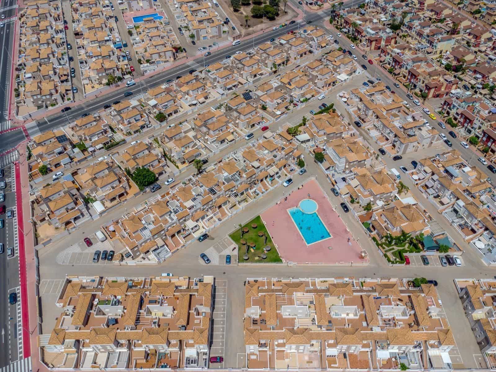 2 quarto Moradia para venda em Aguas Nuevas com piscina - 219 000 € (Ref: 9866002)