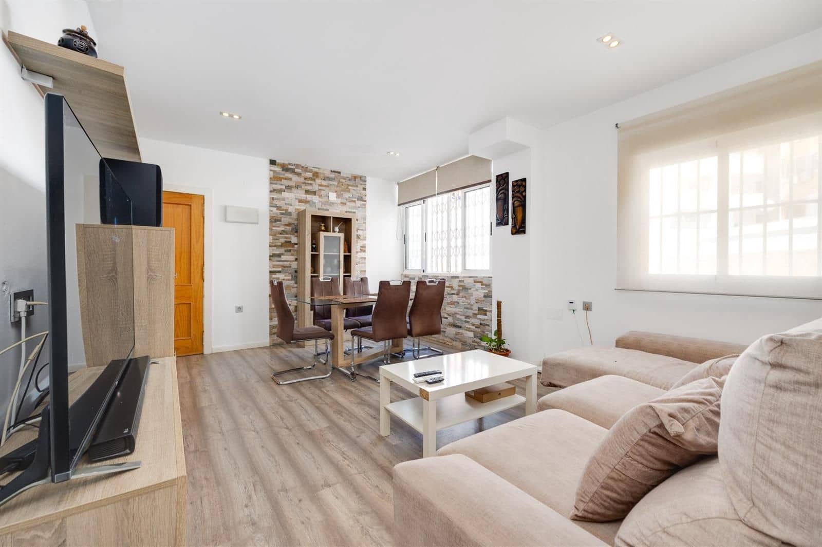 3 quarto Apartamento para venda em Torrevieja com piscina - 199 000 € (Ref: 9866005)