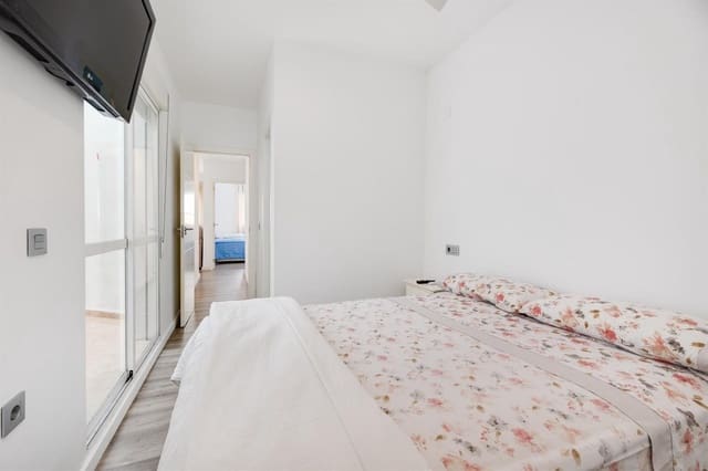 3 quarto Apartamento para venda em Playa de los Locos, Torrevieja com piscina - 199 000 € (Ref: 9866005)