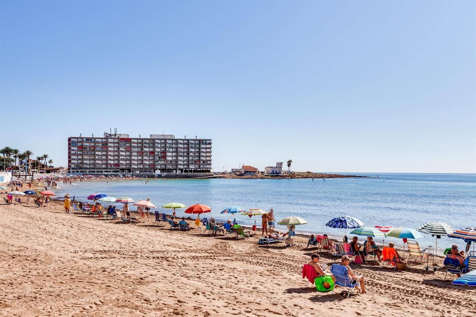 3 quarto Apartamento para venda em Torrevieja com piscina - 199 000 € (Ref: 9866005)
