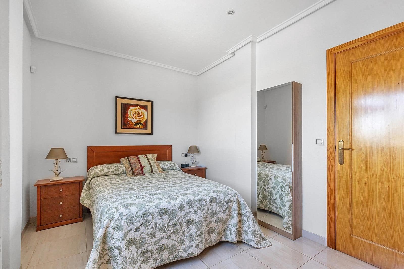 3 chambre Penthouse à vendre à Torrevieja avec piscine - 213 500 € (Ref: 9877190)