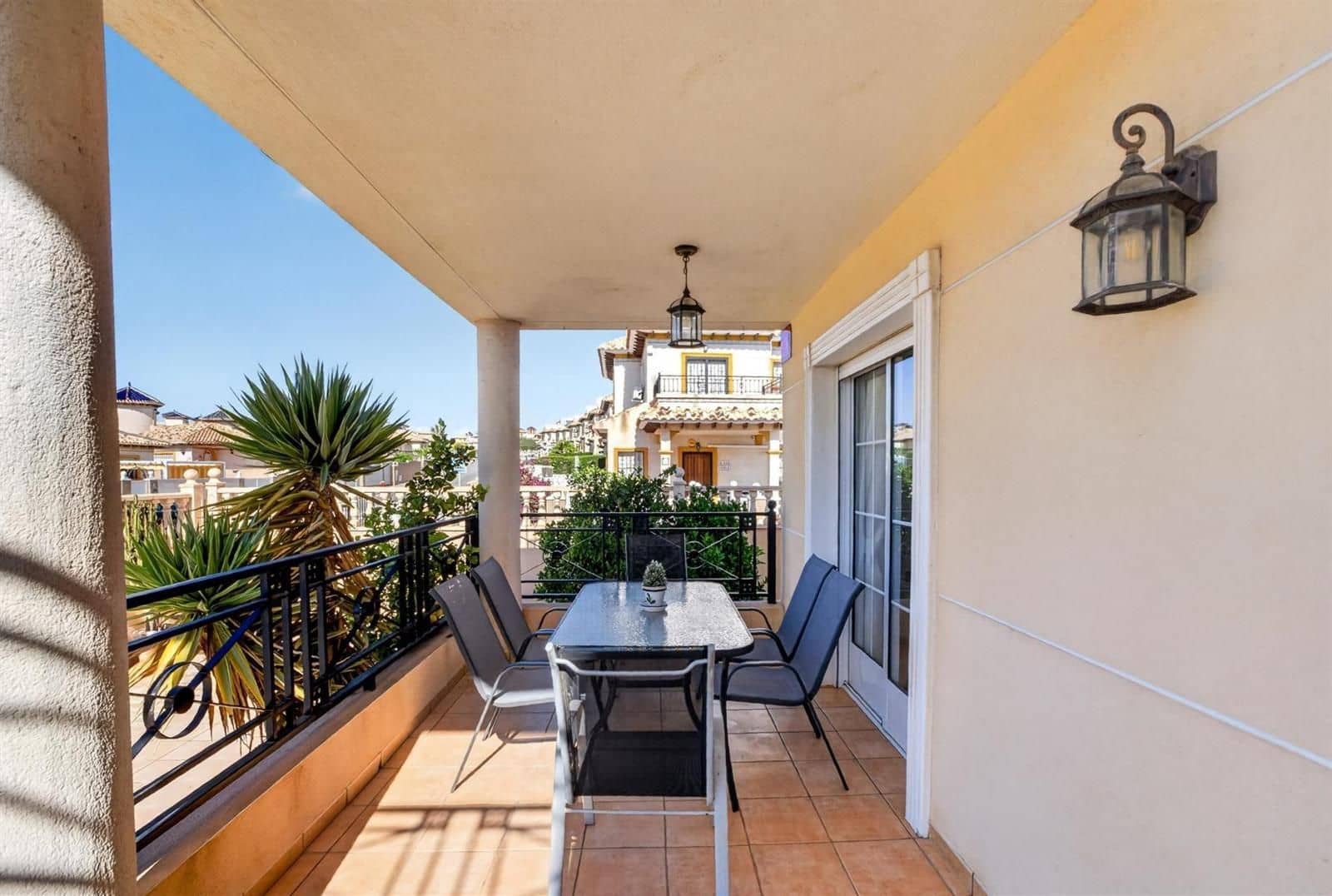 7 chambre Villa/Maison à vendre à La Zenia avec piscine garage - 839 000 € (Ref: 9879585)