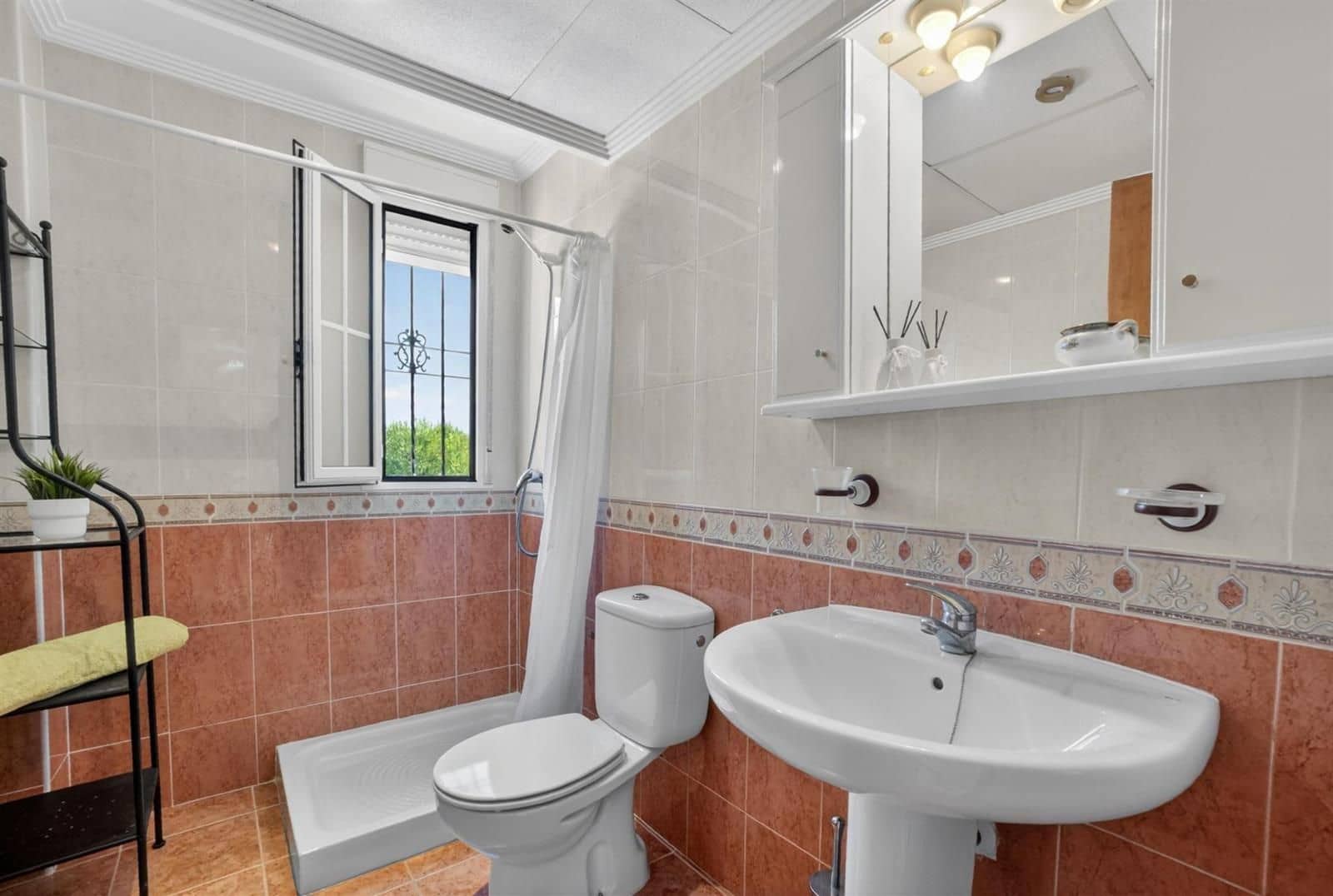 7 chambre Villa/Maison à vendre à La Zenia avec piscine garage - 839 000 € (Ref: 9879585)