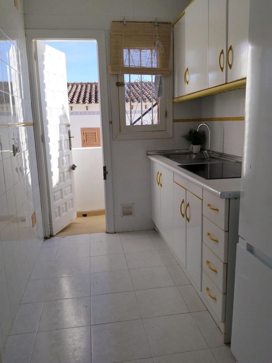 2 chambre Villa/Maison à vendre à Torrevieja - 169 000 € (Ref: 9883721)