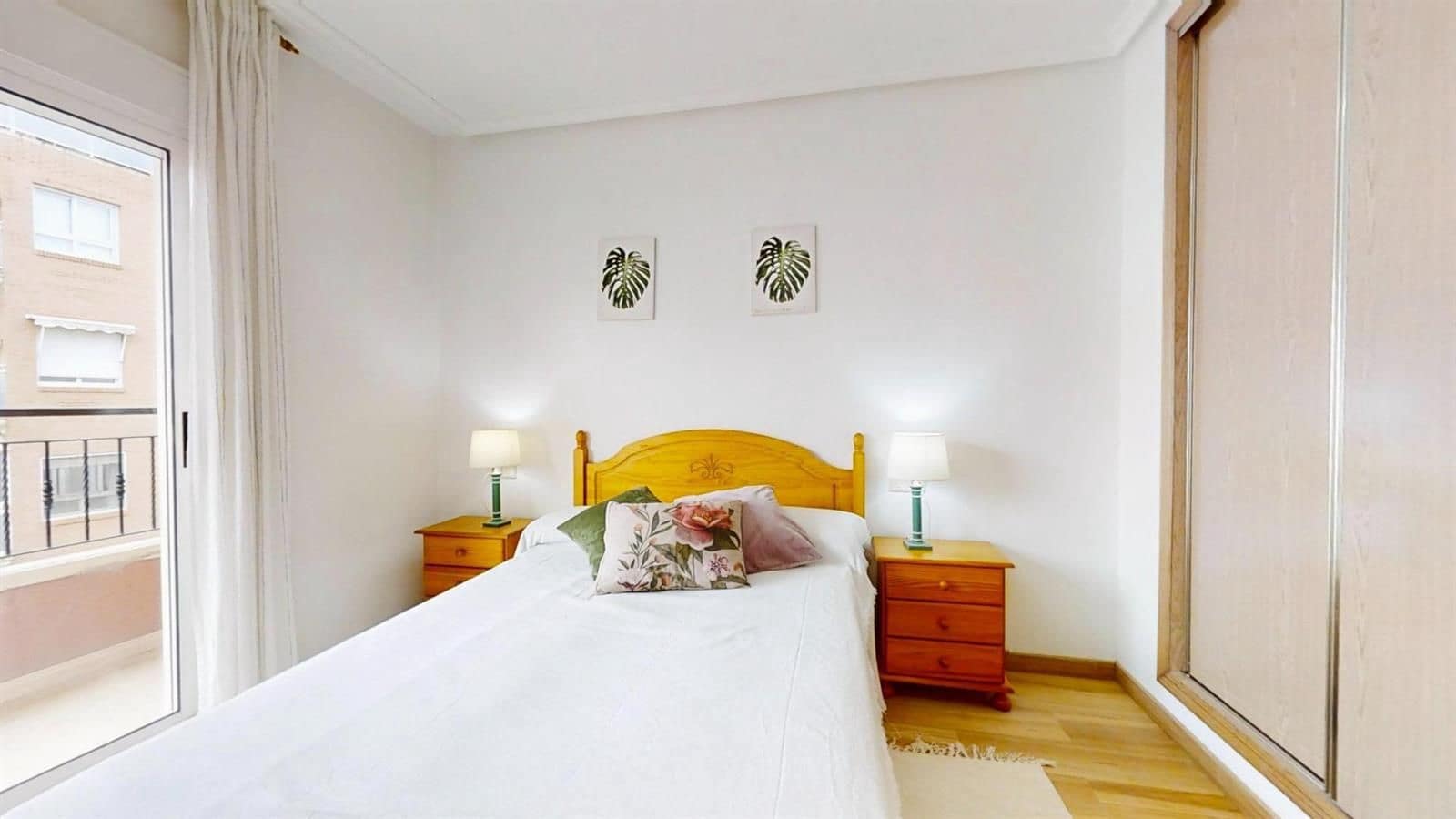 3 soveværelse Lejlighed til salg i Torrevieja med garage - € 185.000 (Ref: 9889229)