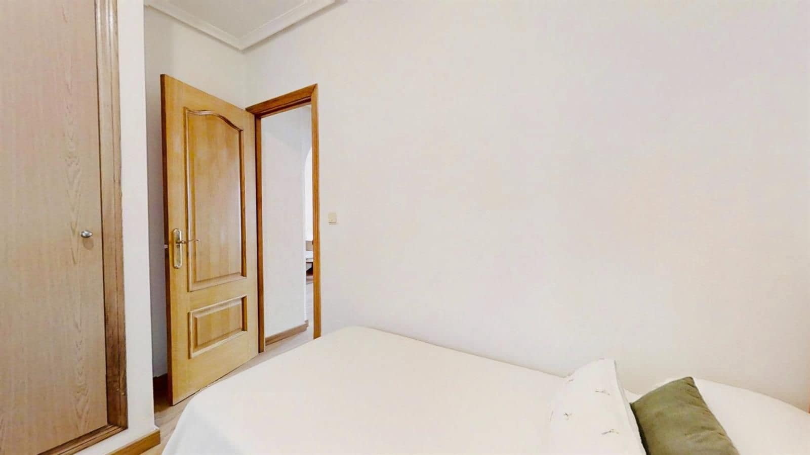 3 soveværelse Lejlighed til salg i Torrevieja med garage - € 185.000 (Ref: 9889229)