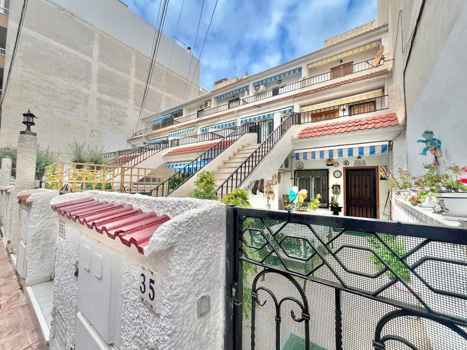 2 sovrum Takvåning till salu i Torrevieja - 143 000 € (Ref: 9889230)