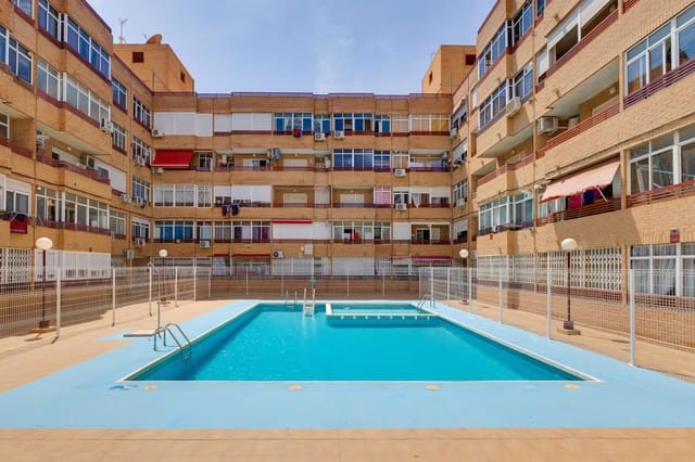 Piso de 1 habitación en El Molino, Torrevieja en venta con piscina garaje - 109.969 € (Ref: 9889483)