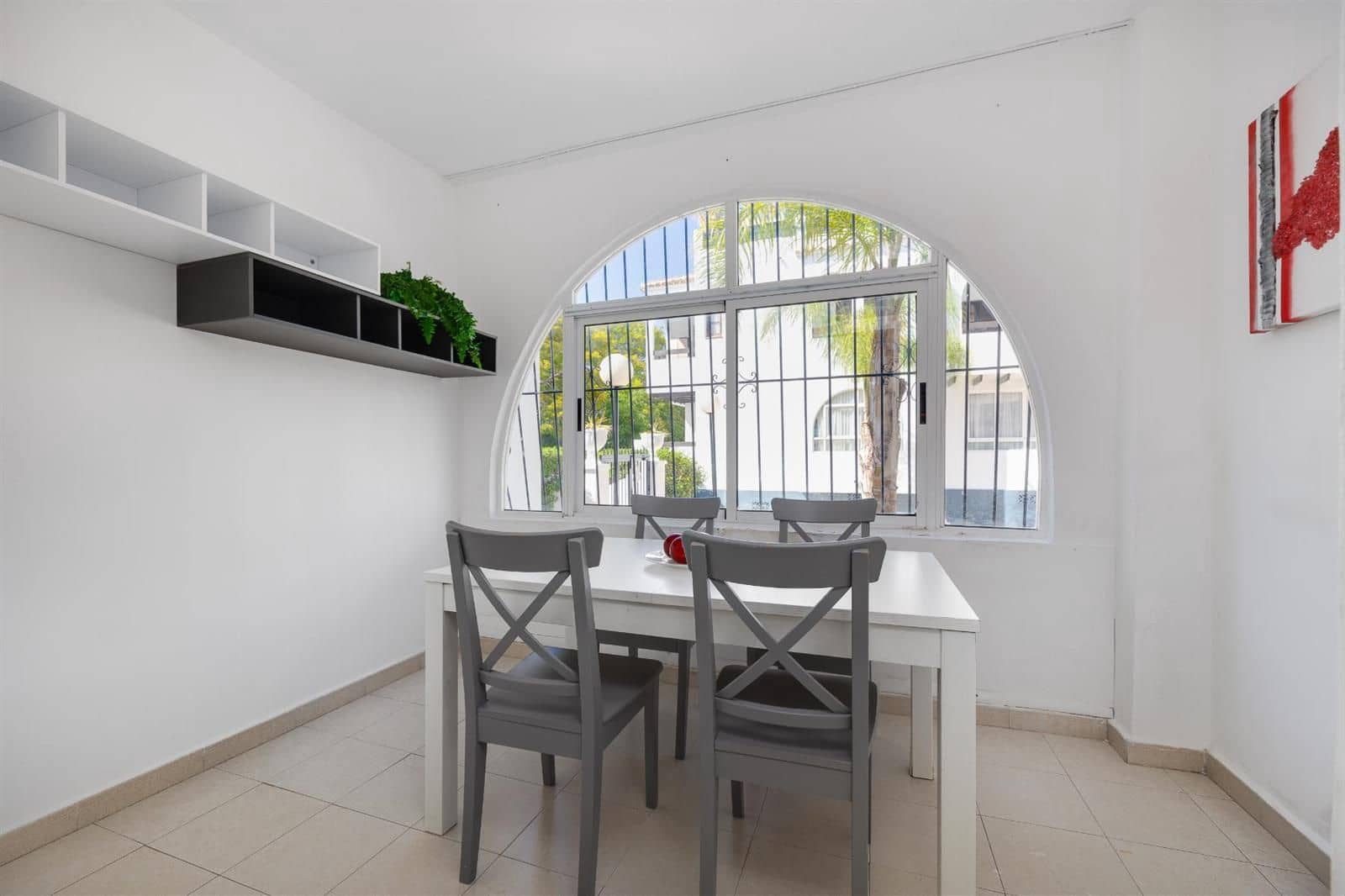 2 makuuhuone Huvila myytävänä paikassa Torrevieja mukana uima-altaan - 139 500 € (Ref: 9893013)
