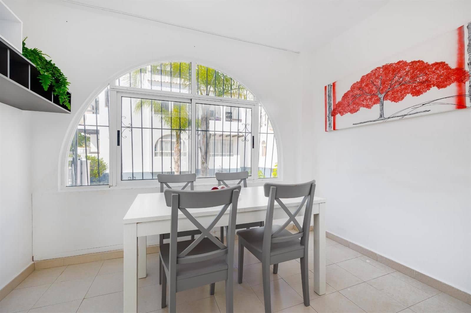 2 makuuhuone Huvila myytävänä paikassa Torrevieja mukana uima-altaan - 139 500 € (Ref: 9893013)