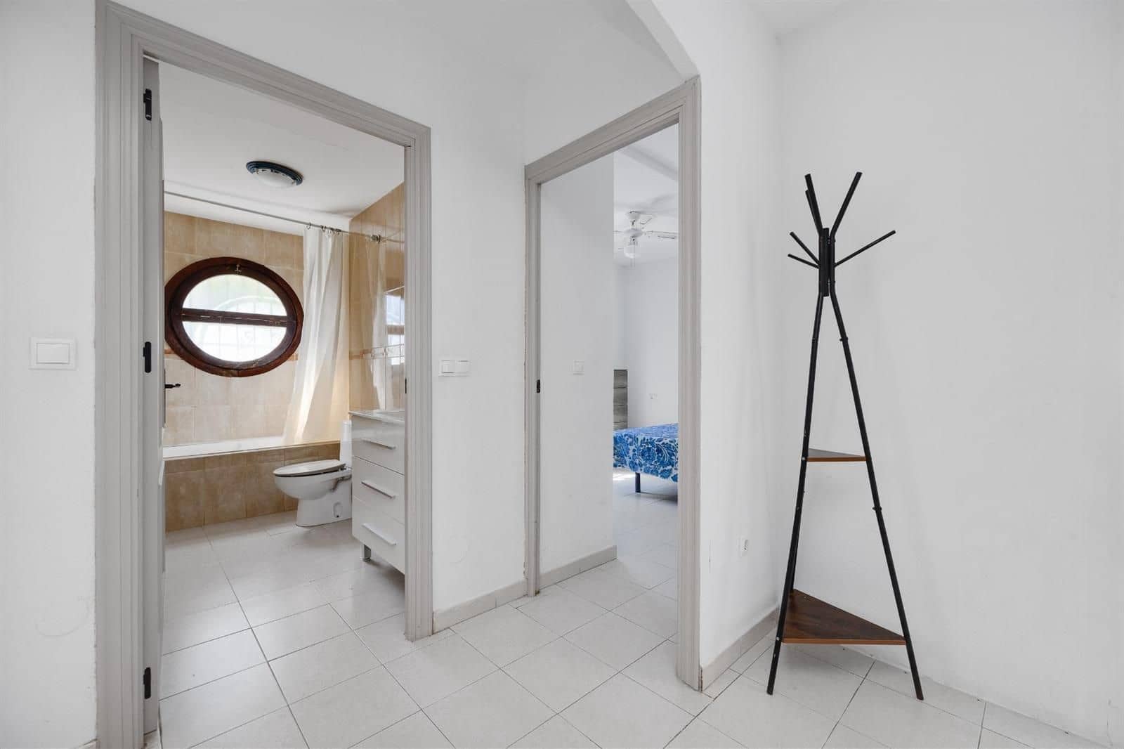 2 makuuhuone Huvila myytävänä paikassa Torrevieja mukana uima-altaan - 139 500 € (Ref: 9893013)