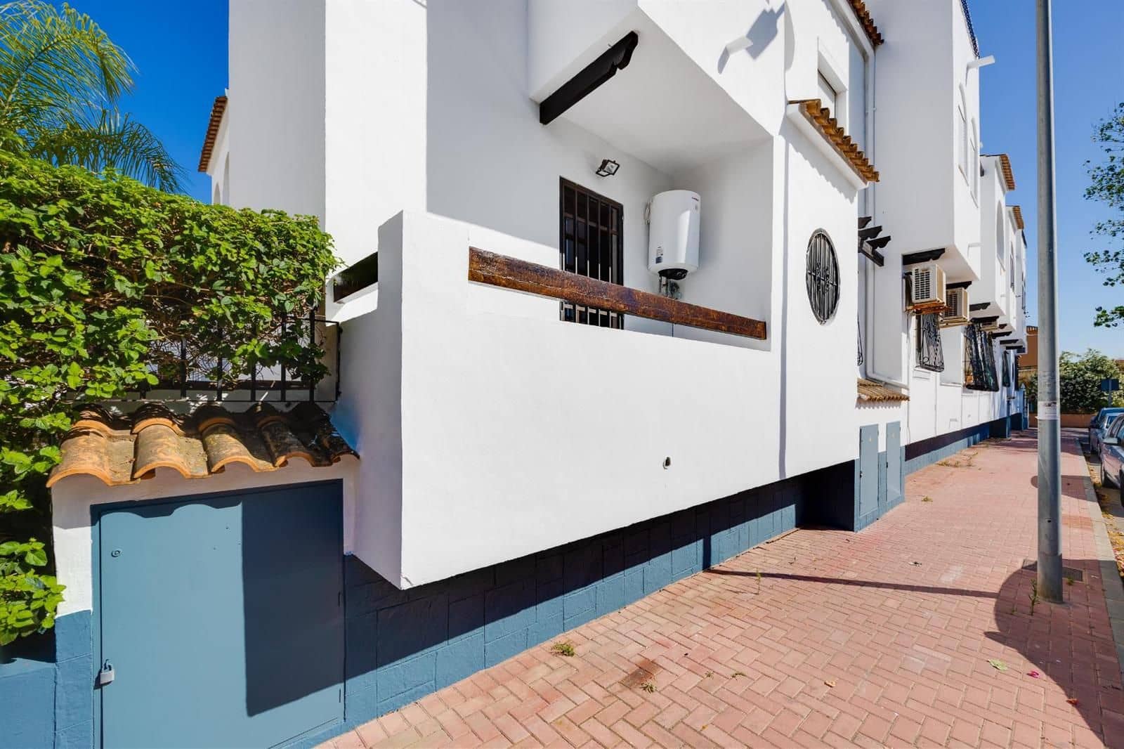 2 makuuhuone Huvila myytävänä paikassa Torrevieja mukana uima-altaan - 139 500 € (Ref: 9893013)