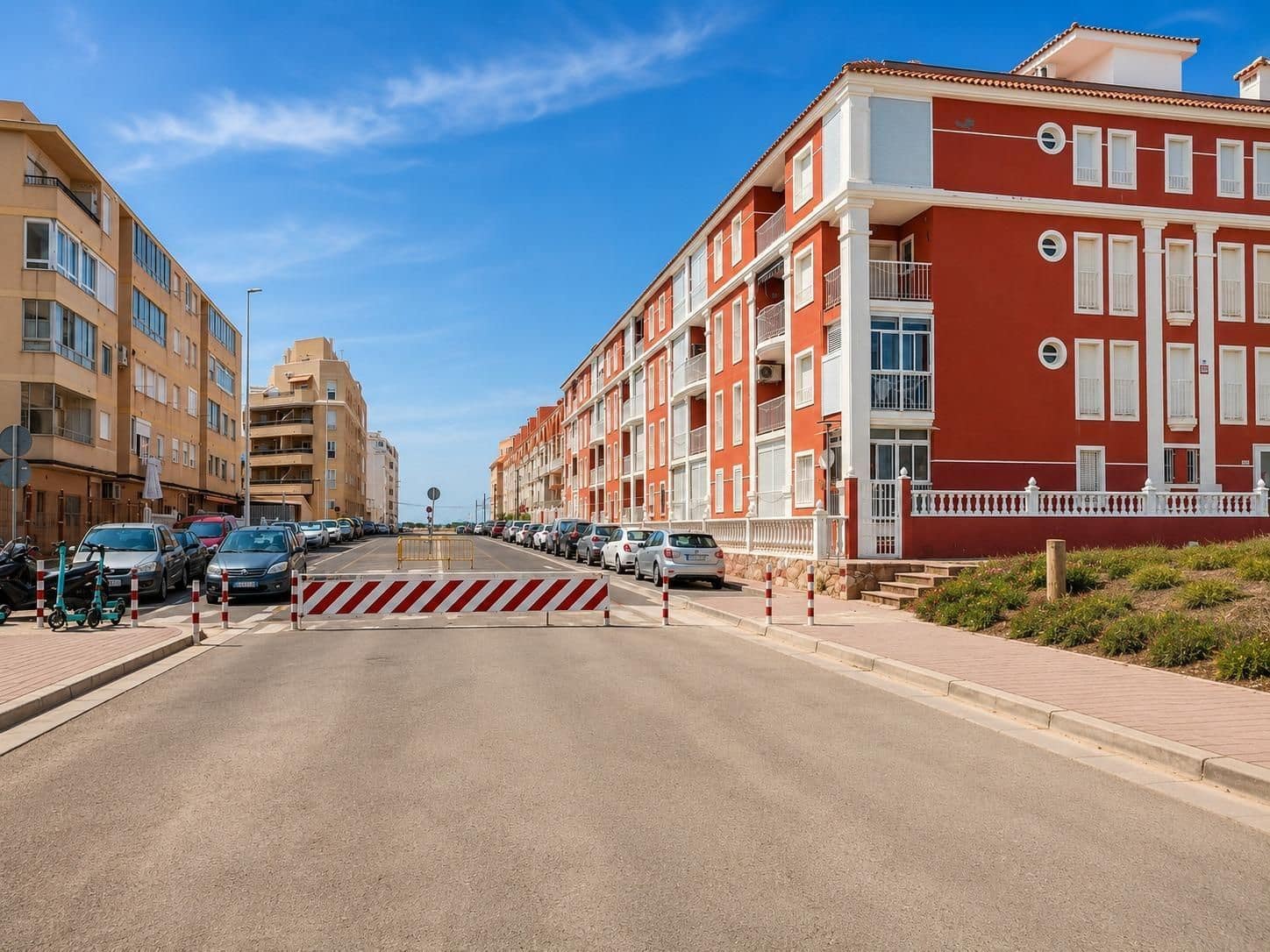 1 soveværelse Lejlighed til salg i Torrevieja med swimmingpool - € 119.000 (Ref: 9893014)