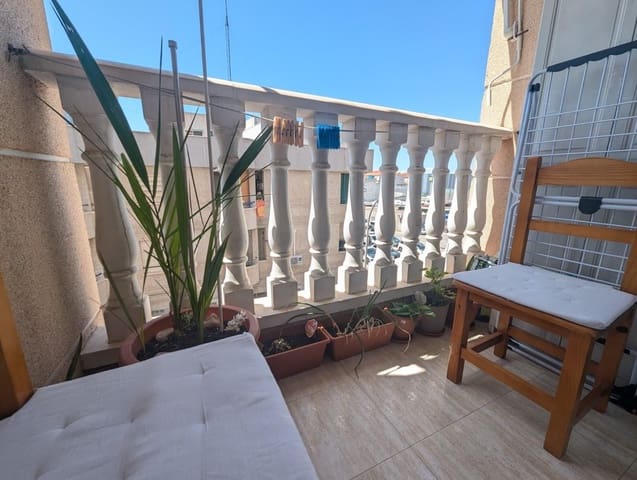 Piso de 2 habitaciones en Centro, Torrevieja en venta con garaje - 153.000 € (Ref: 9893015)
