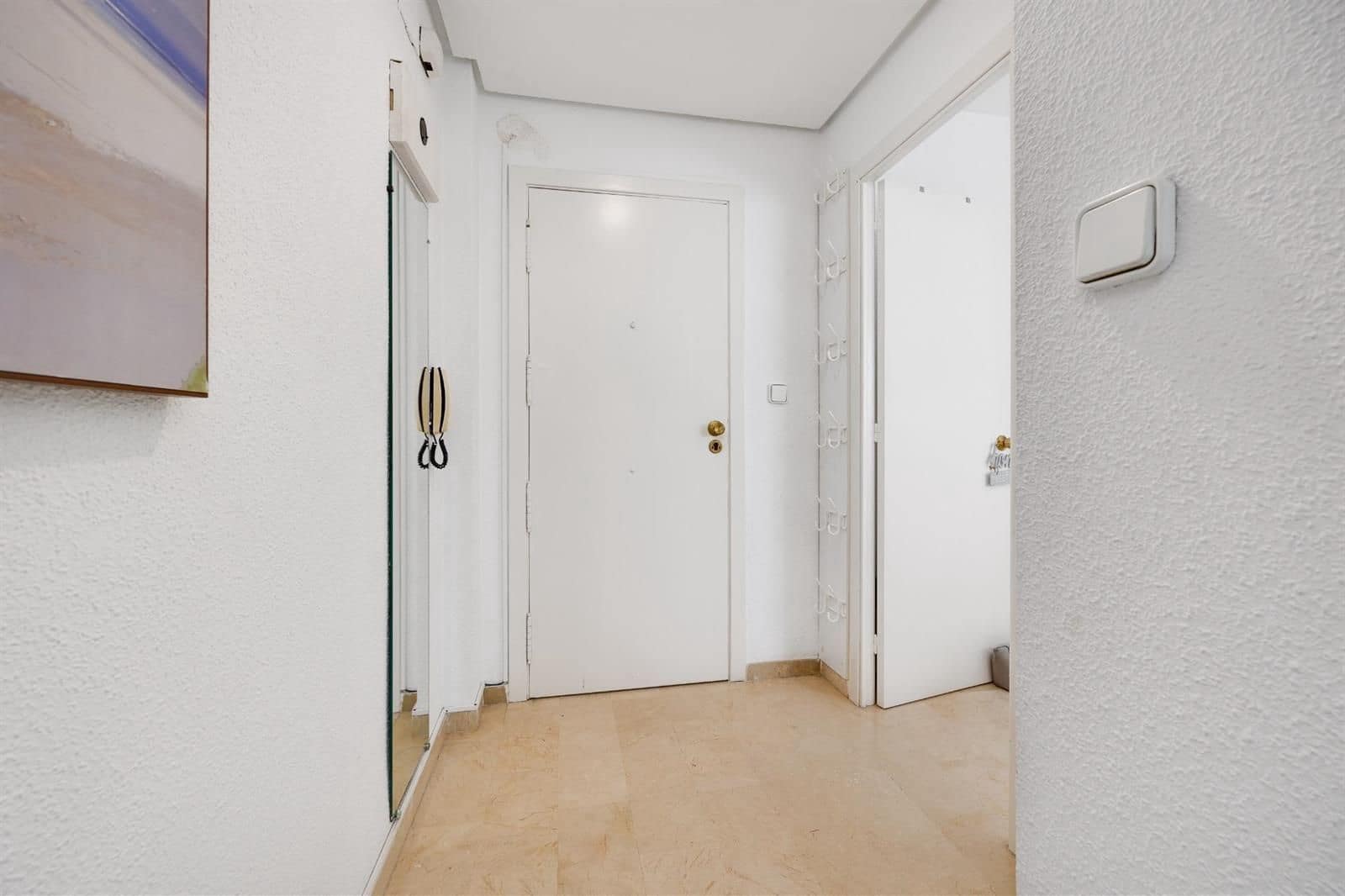 2 bedroom Penthouse for sale in Torrevieja with garage - € 229,990 (Ref: 9897319)
