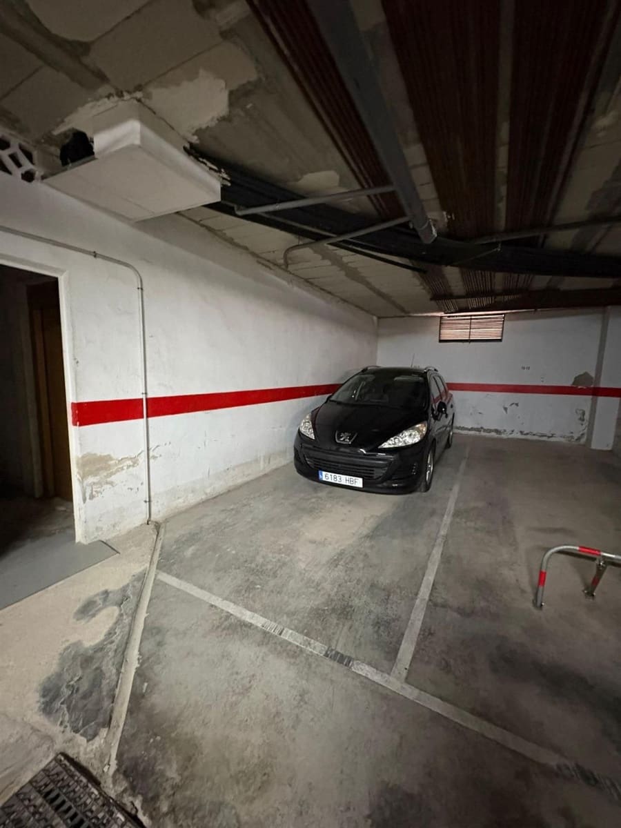 3 slaapkamer Penthouse te koop in Torrevieja met zwembad garage - € 179.900 (Ref: 9897320)