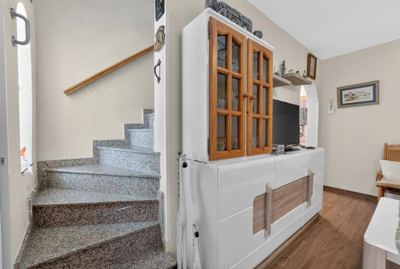3 sypialnia Dom na sprzedaż w Torrevieja z basenem garażem - 270 000 € (Ref: 9902158)