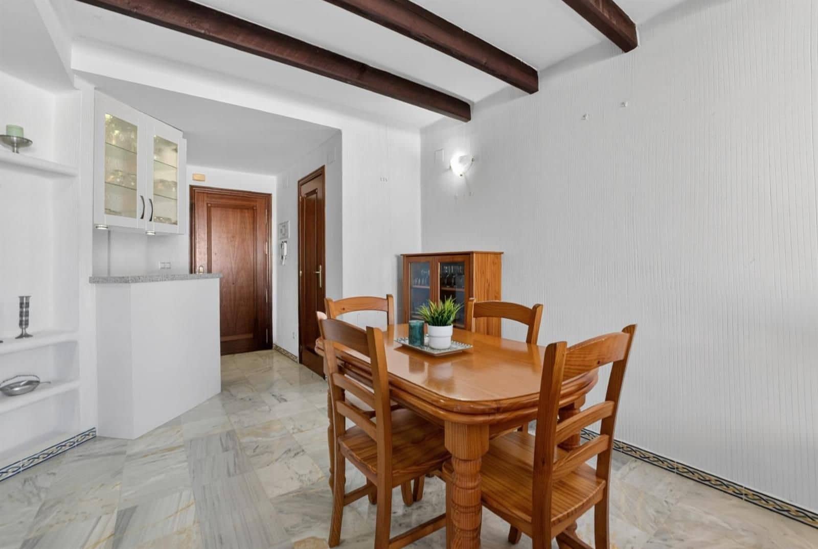 2 quarto Apartamento para venda em Torrevieja com piscina garagem - 255 000 € (Ref: 9902159)