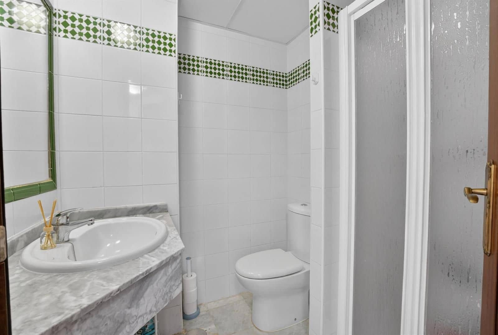 2 quarto Apartamento para venda em Torrevieja com piscina garagem - 255 000 € (Ref: 9902159)