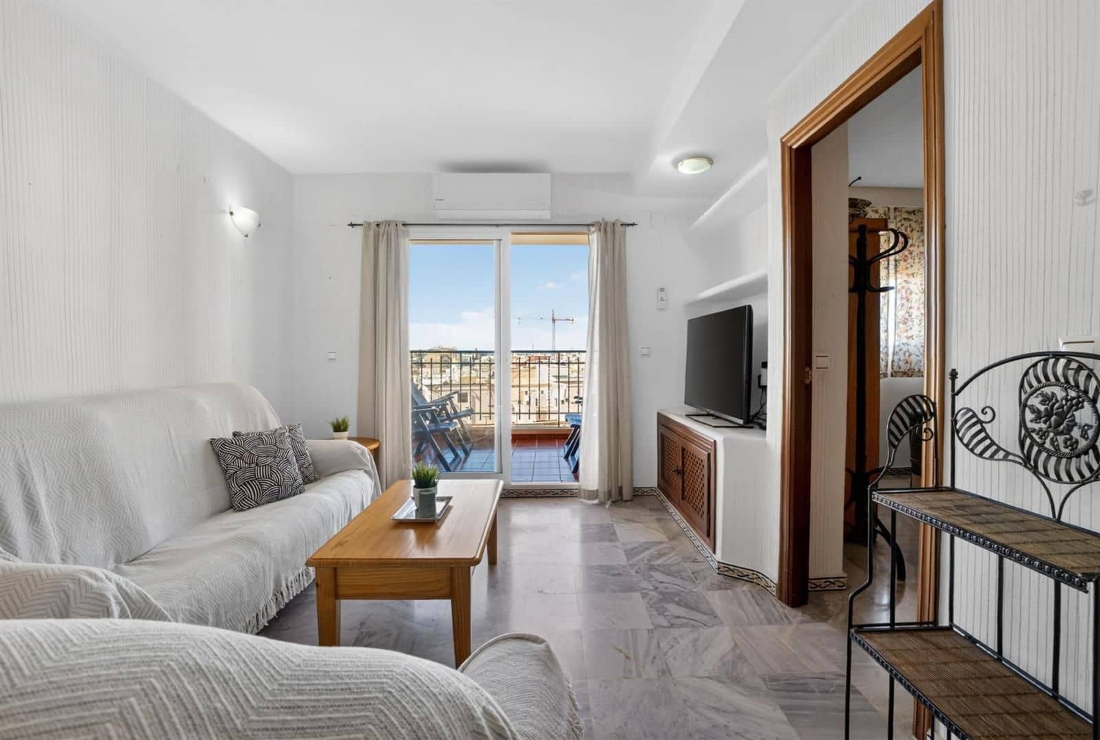 2 quarto Apartamento para venda em Torrevieja com piscina garagem - 255 000 € (Ref: 9902159)