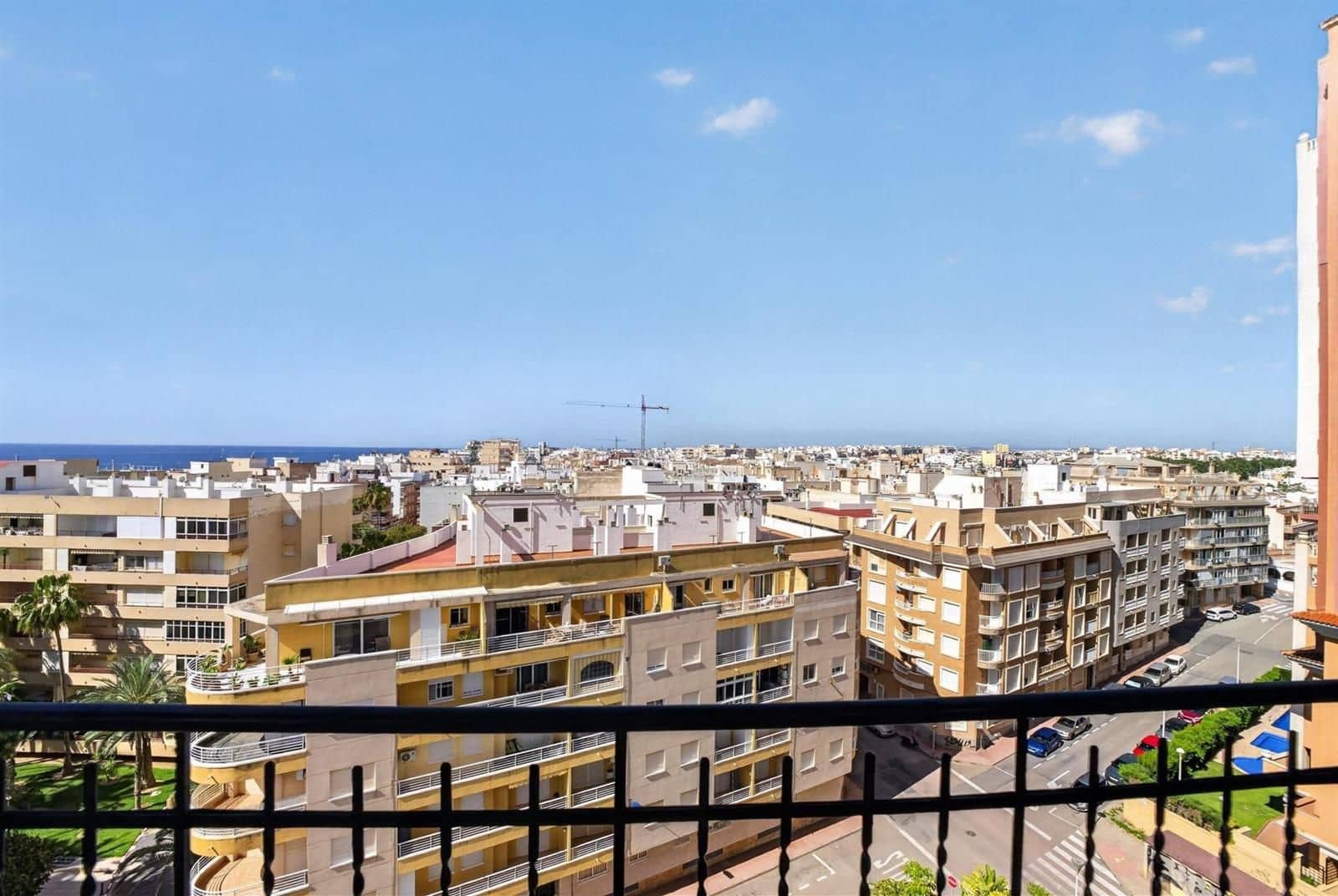 2 quarto Apartamento para venda em Torrevieja com piscina garagem - 255 000 € (Ref: 9902159)