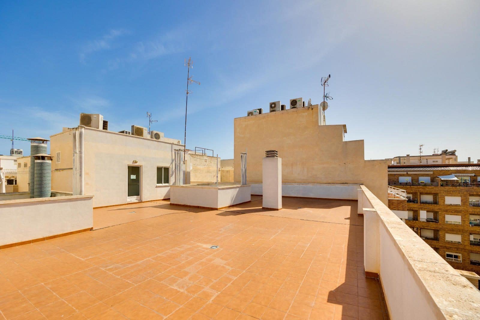 3 sypialnia Penthouse na sprzedaż w Torrevieja - 310 969 € (Ref: 9902385)