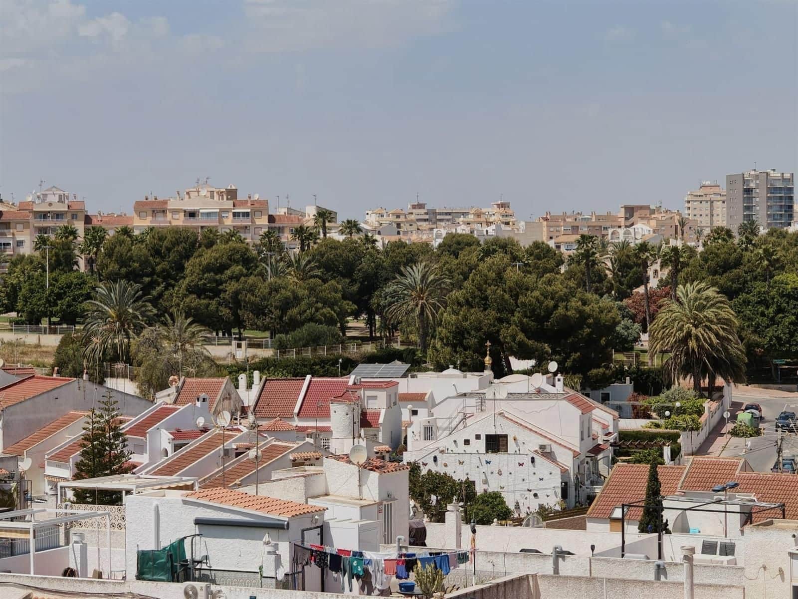 2 soverom Leilighet til salgs i Torrevieja med svømmebasseng garasje - € 169 900 (Ref: 9909004)