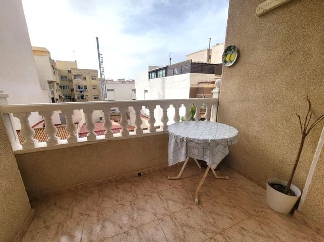 2 sypialnia Mieszkanie na sprzedaż w Las Piscinas Naturales, Torrevieja z basenem - 144 228 € (Ref: 9913666)