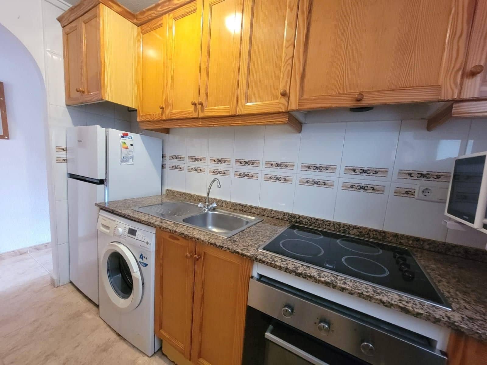 2 sypialnia Mieszkanie na sprzedaż w Torrevieja z basenem - 144 228 € (Ref: 9913666)