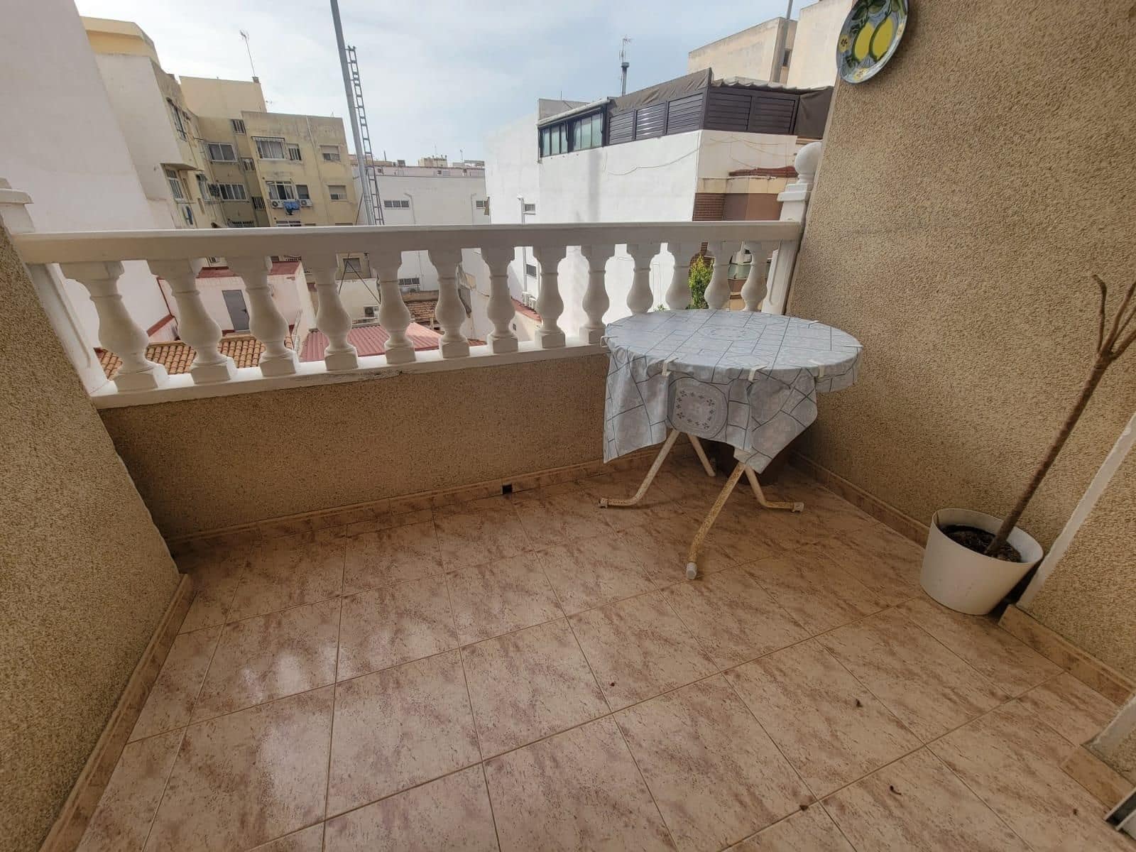 2 sypialnia Mieszkanie na sprzedaż w Torrevieja z basenem - 144 228 € (Ref: 9913666)