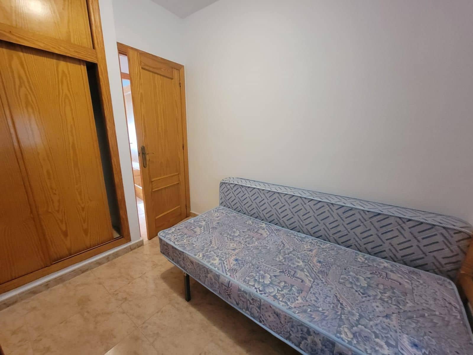 2 sypialnia Mieszkanie na sprzedaż w Torrevieja z basenem - 144 228 € (Ref: 9913666)