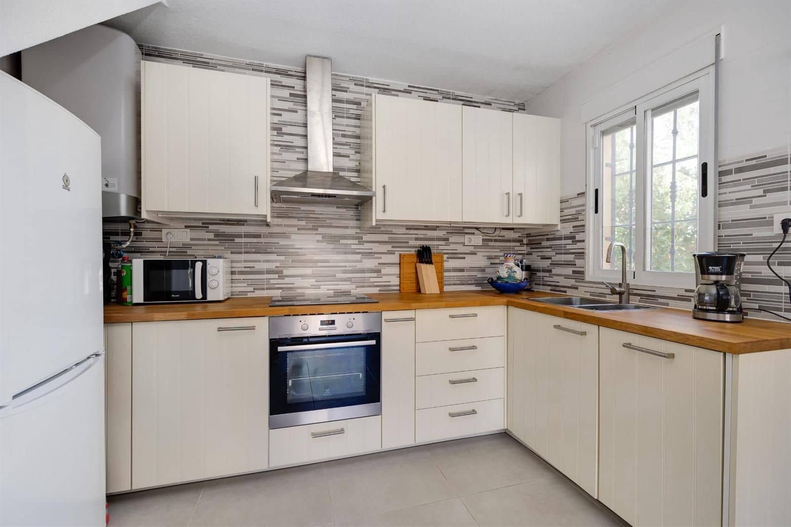 2 makuuhuone Huvila myytävänä paikassa El Chaparral mukana uima-altaan - 135 000 € (Ref: 9925180)