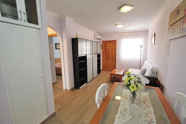 2 chambre Villa/Maison à vendre à Guardamar del Segura avec piscine garage - 171 000 € (Ref: 9932228)