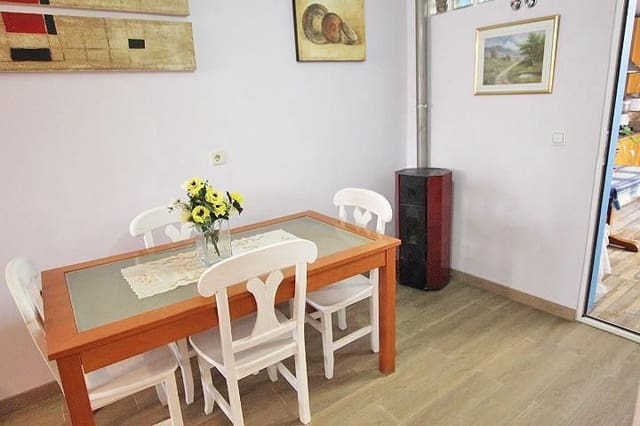 2 chambre Villa/Maison à vendre à El Moncayo - El Pòrtic, Guardamar del Segura avec piscine garage - 171 000 € (Ref: 9932228)