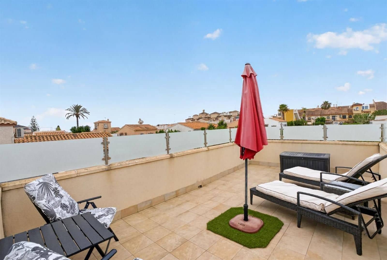 3 chambre Villa/Maison à vendre à La Florida avec piscine garage - 575 000 € (Ref: 9932538)