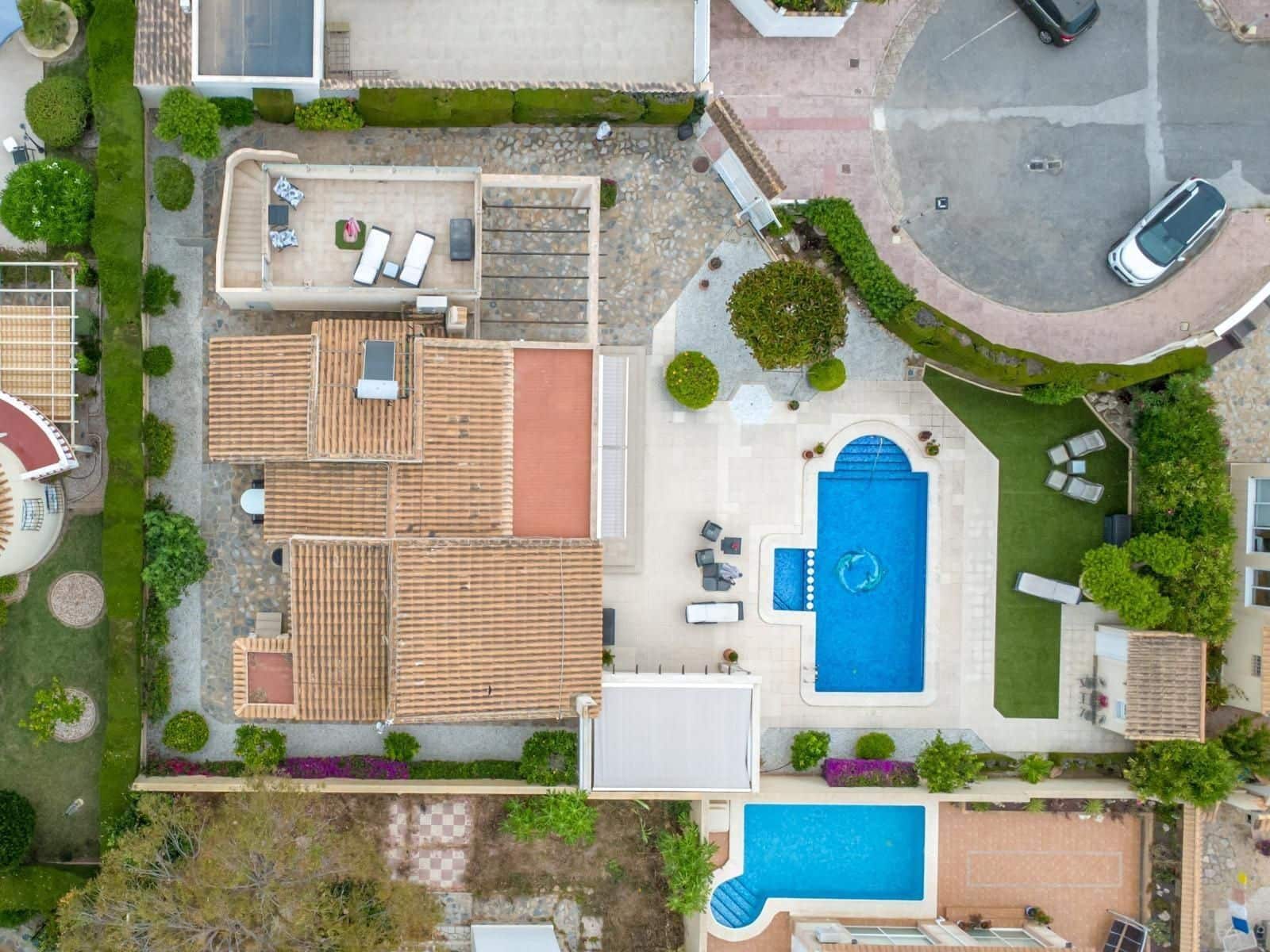 3 chambre Villa/Maison à vendre à La Florida avec piscine garage - 575 000 € (Ref: 9932538)