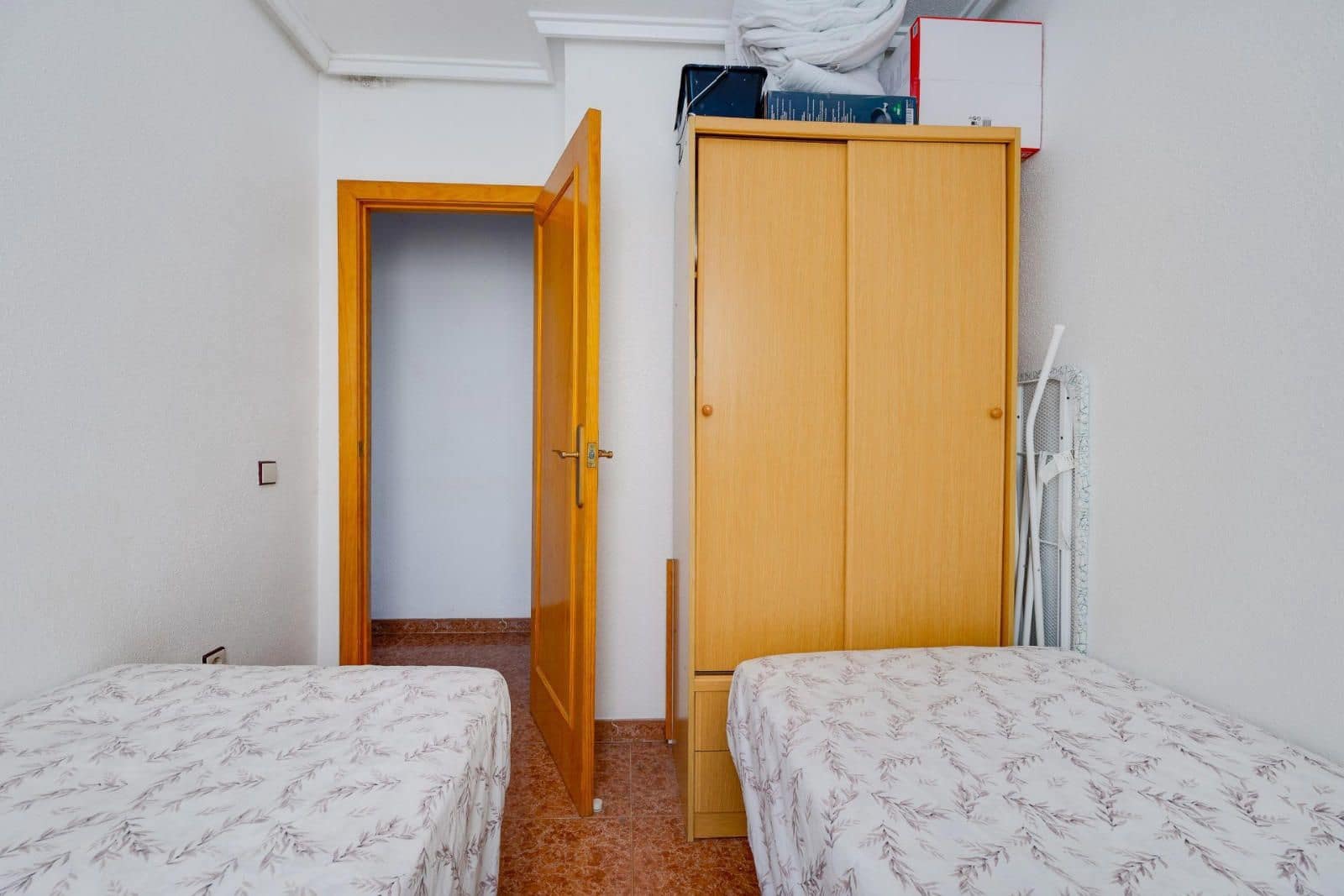 2 soverom Leilighet til salgs i Torrevieja med svømmebasseng - € 129 969 (Ref: 9941142)