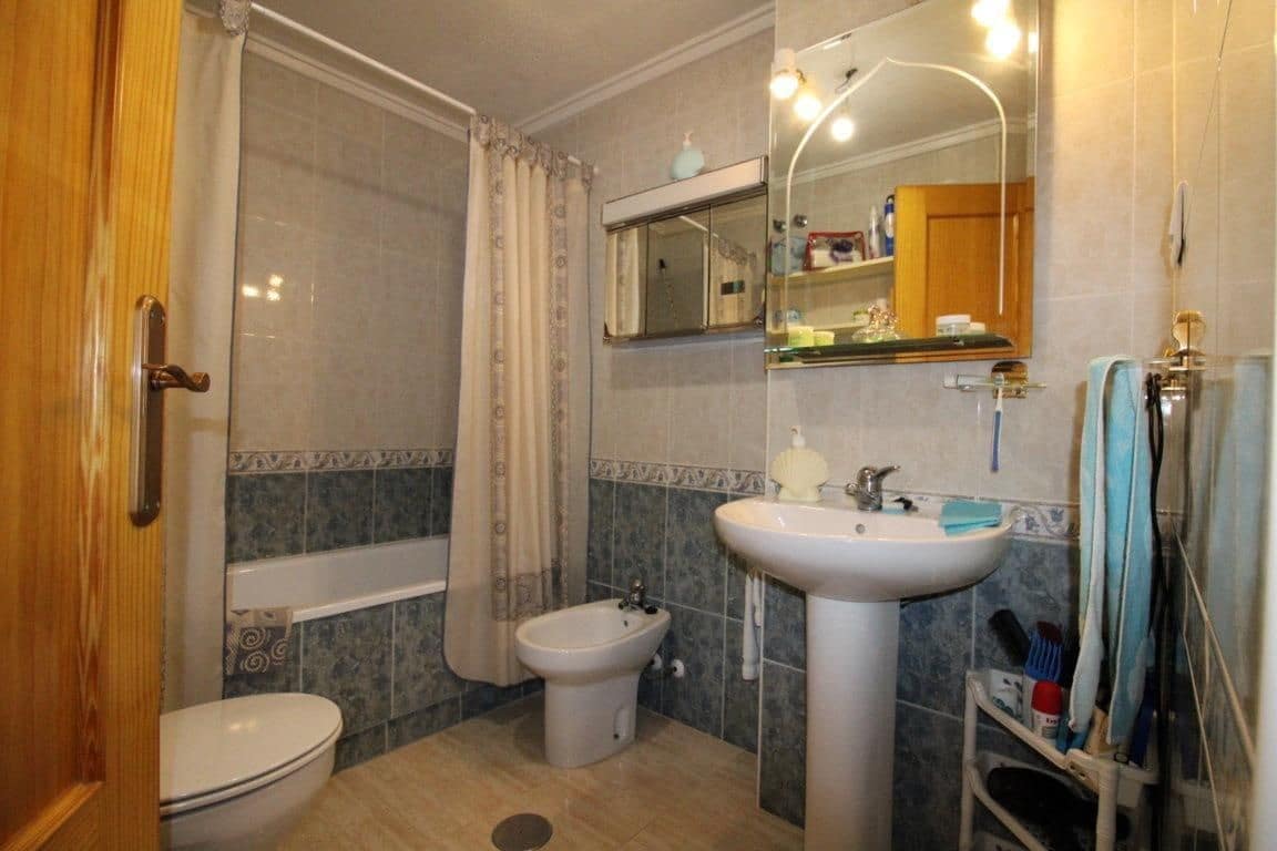 1 slaapkamer Flat te koop in Torrevieja - € 112.260 (Ref: 9950221)