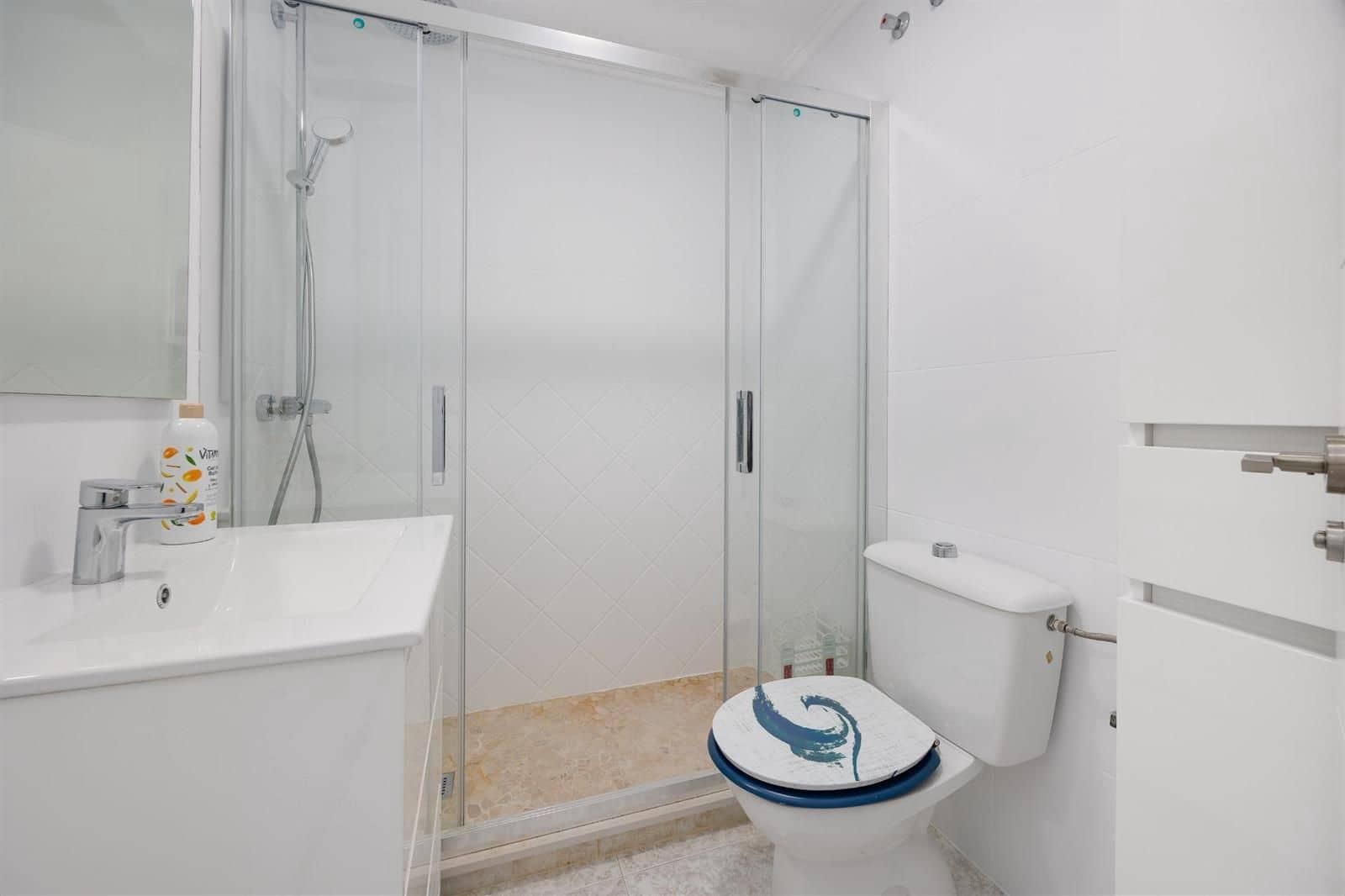 2 bedroom Flat for sale in Torrevieja - € 155,000 (Ref: 9950222)