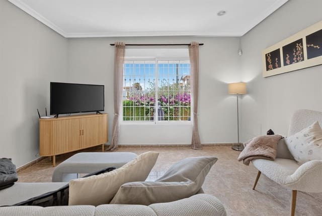 3 soveværelse Villa til salg i Los Balcones - Los Altos, Orihuela med swimmingpool garage - € 299.000 (Ref: 9953387)