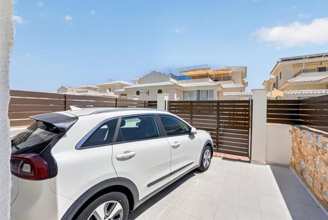 3 soverom Hus til salgs i El Chaparral - La Siesta - La Torreta, Torrevieja med svømmebasseng garasje - € 323 000 (Ref: 9953388)