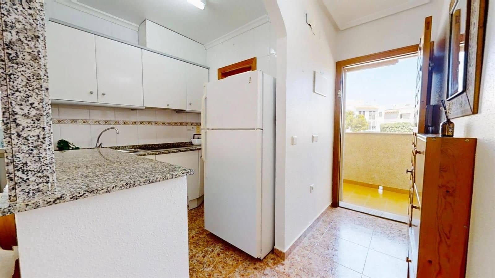 2 quarto Apartamento para venda em Torrevieja com piscina garagem - 138 500 € (Ref: 9956281)