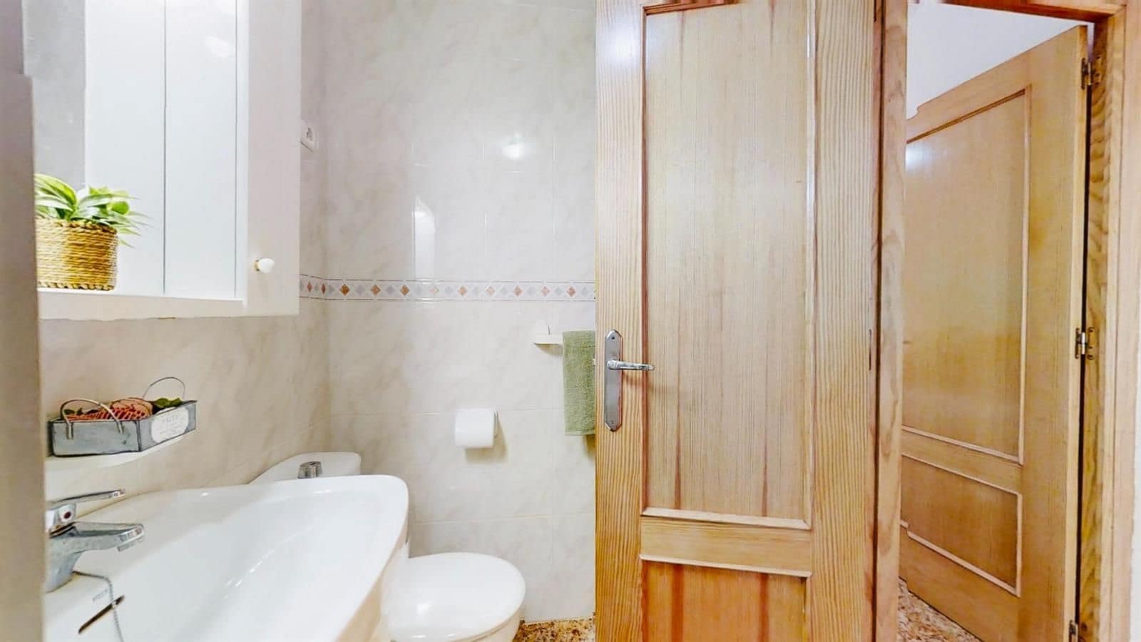 2 quarto Apartamento para venda em Torrevieja com piscina garagem - 138 500 € (Ref: 9956281)