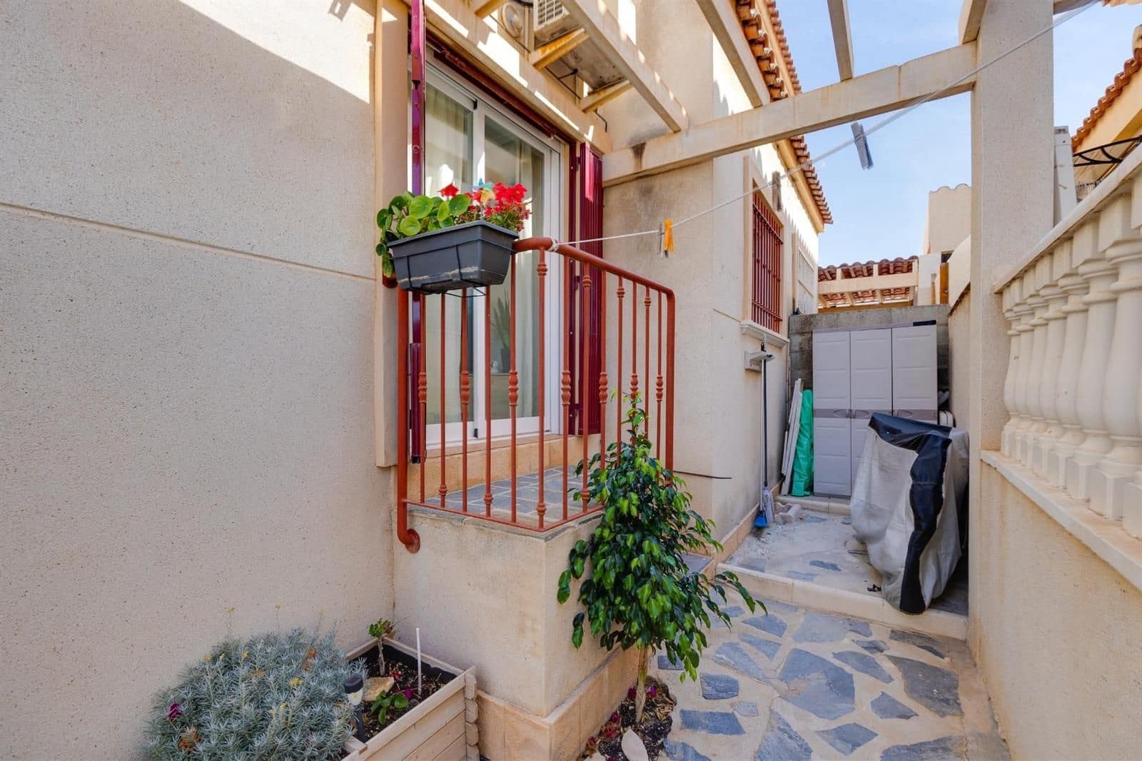 2 sovrum Villa till salu i Aguas Nuevas med pool - 189 900 € (Ref: 9956286)