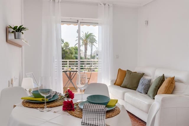 2 chambre Appartement à vendre à Nueva Torrevieja, Torrevieja avec piscine - 137 900 € (Ref: 9956287)