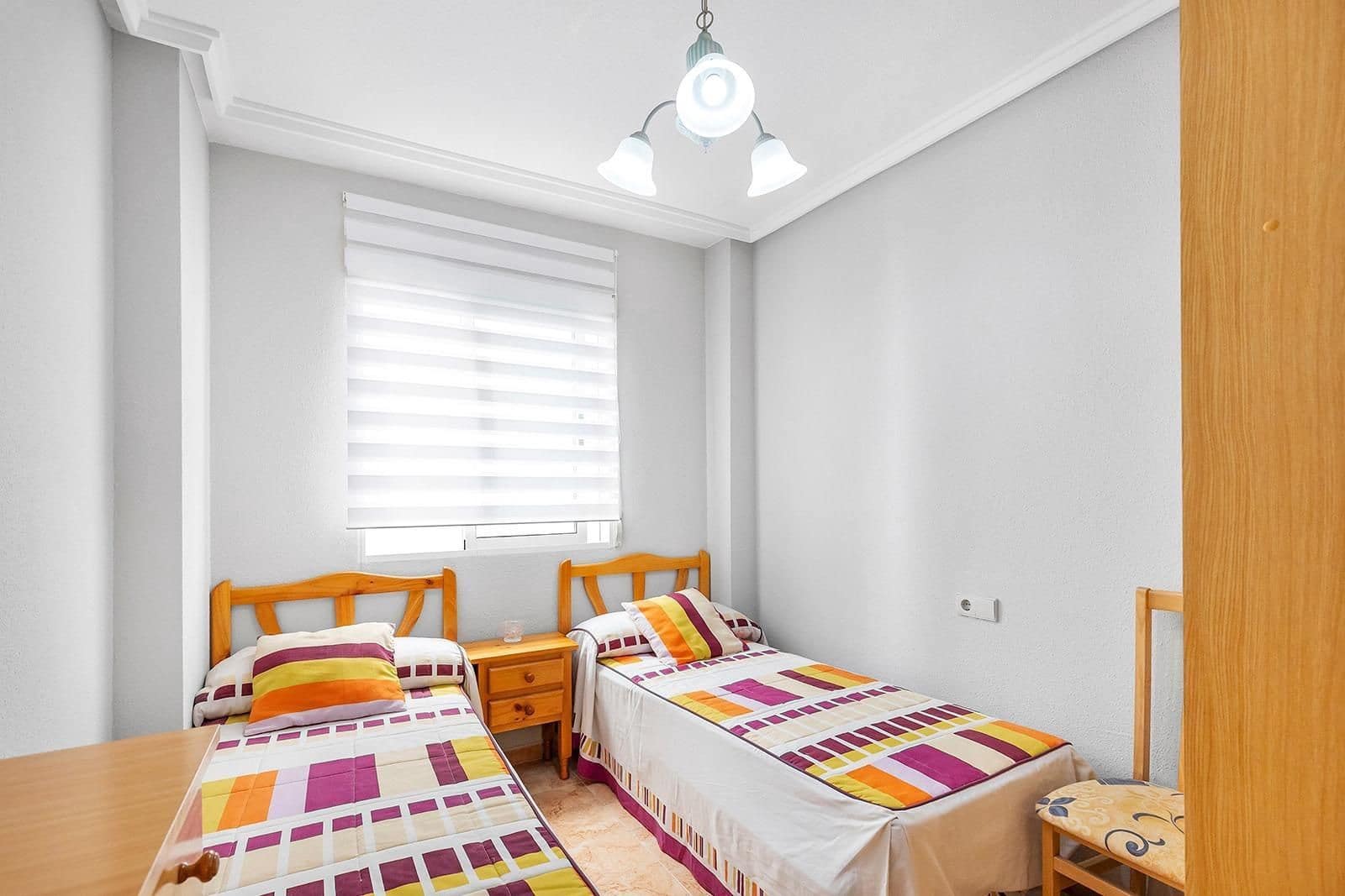 2 makuuhuone Asunto myytävänä paikassa Torrevieja mukana uima-altaan - 143 000 € (Ref: 9956290)